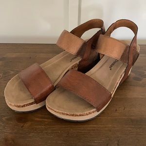 Pierre Dumas Espadrilles Size 7
